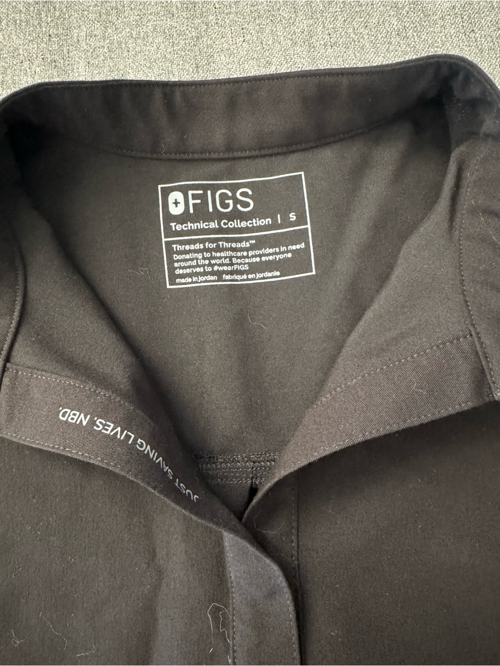 figs Rafaela scrub top - Picture 3 of 4
